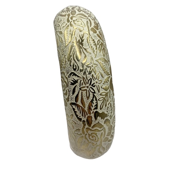 Gold tone white enamel rose botanical embossed chunky bangle bracelet - Picture 2 of 10